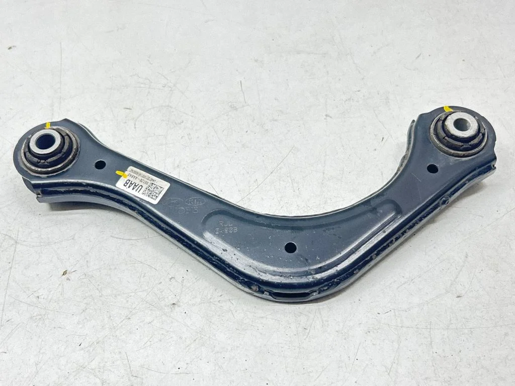Rear control arm 55120AABA0