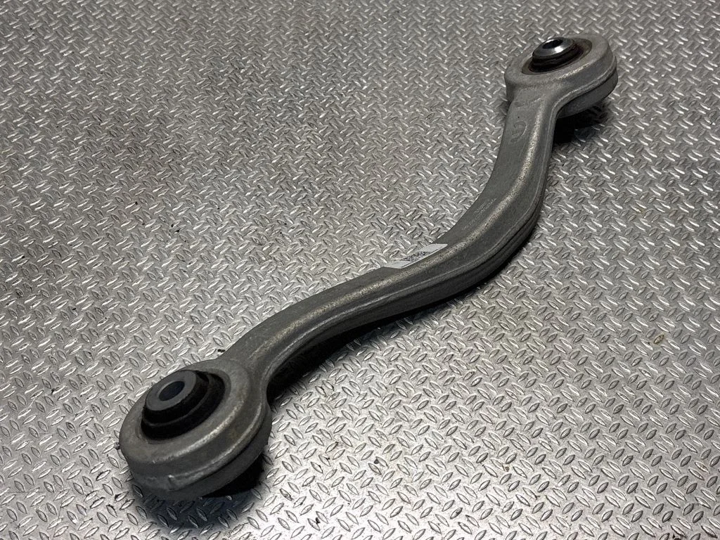 Rear control arm 05090283AC
