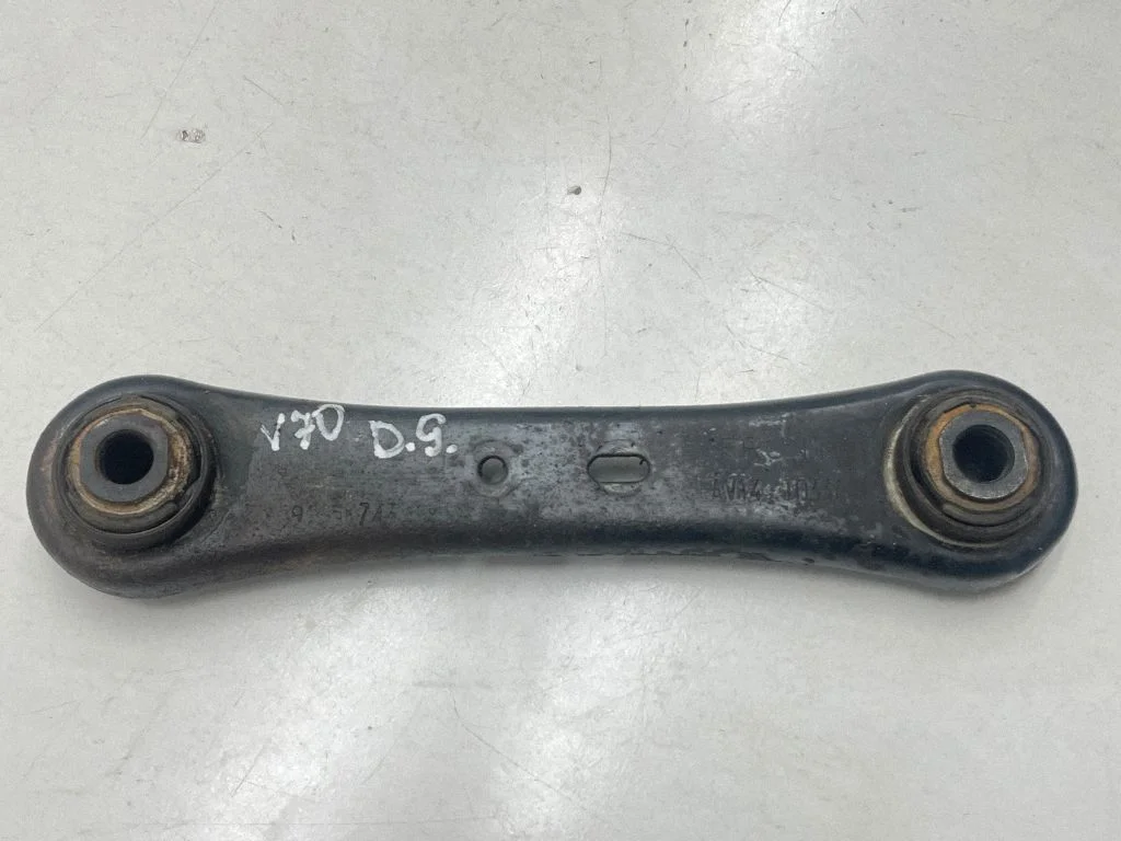 Rear control arm 639155743