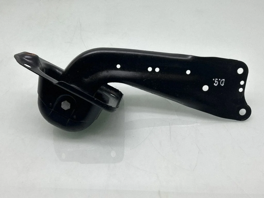 Rear control arm – Volkswagen Passat B7 USA (2012-2019)