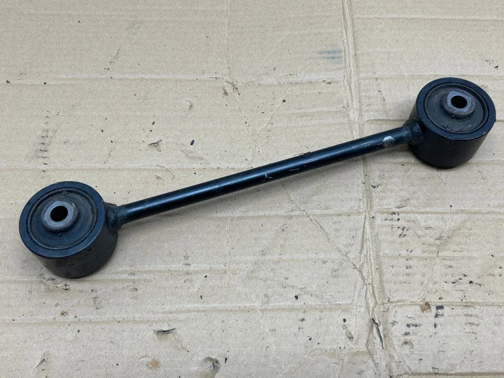 Rear control arm 4879060010