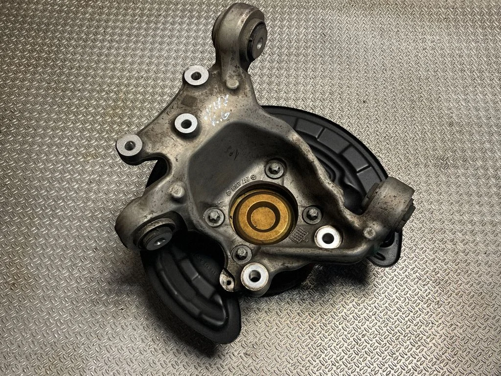 Tagumine rumm A2474230120