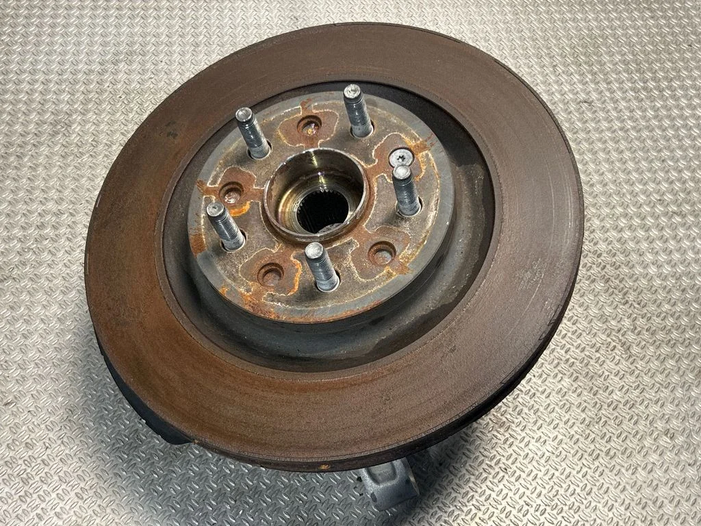 Tagumine rumm – Jeep Grand Cherokee WL (2021-)