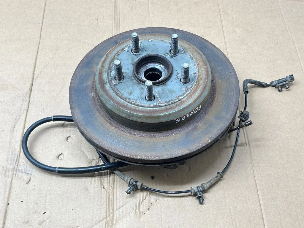 Piasta tylna 04877112AC