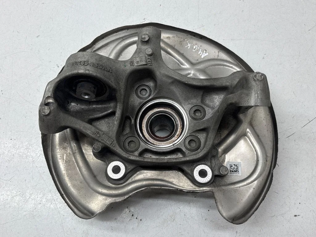 Aizmugurējā rumba 8W0505431Q