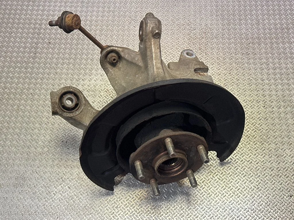Tagumine rumm – tagumine vasak