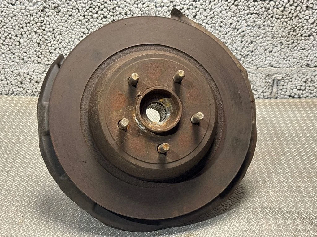 Tagumine rumm DG9C5B759A
