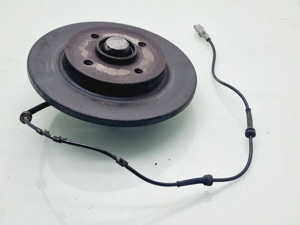Tagumine rumm – Peugeot Partner (2008-2014)