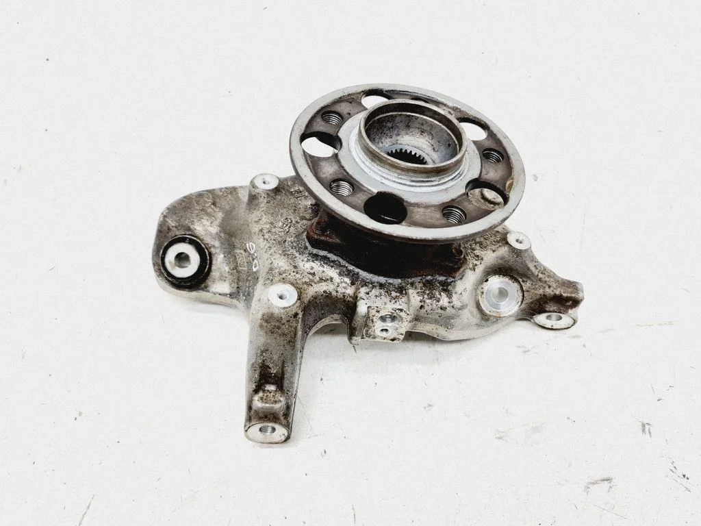 Rear wheel hub A2133572600