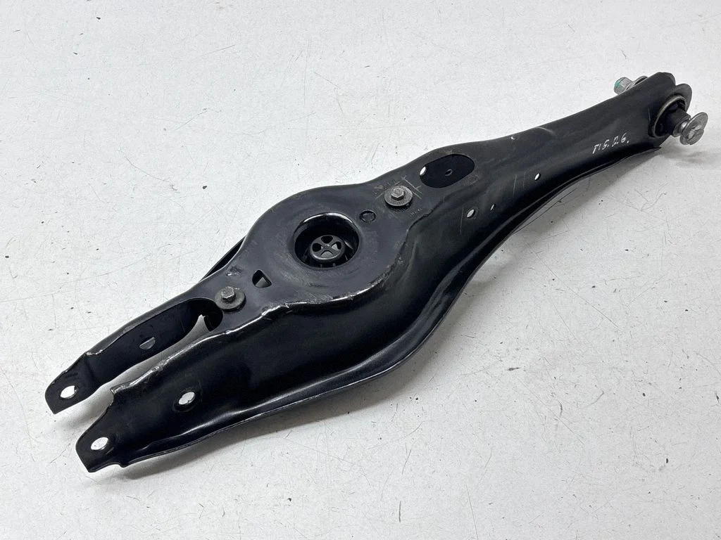 Rear upper control arm/wishbone 5QN505311