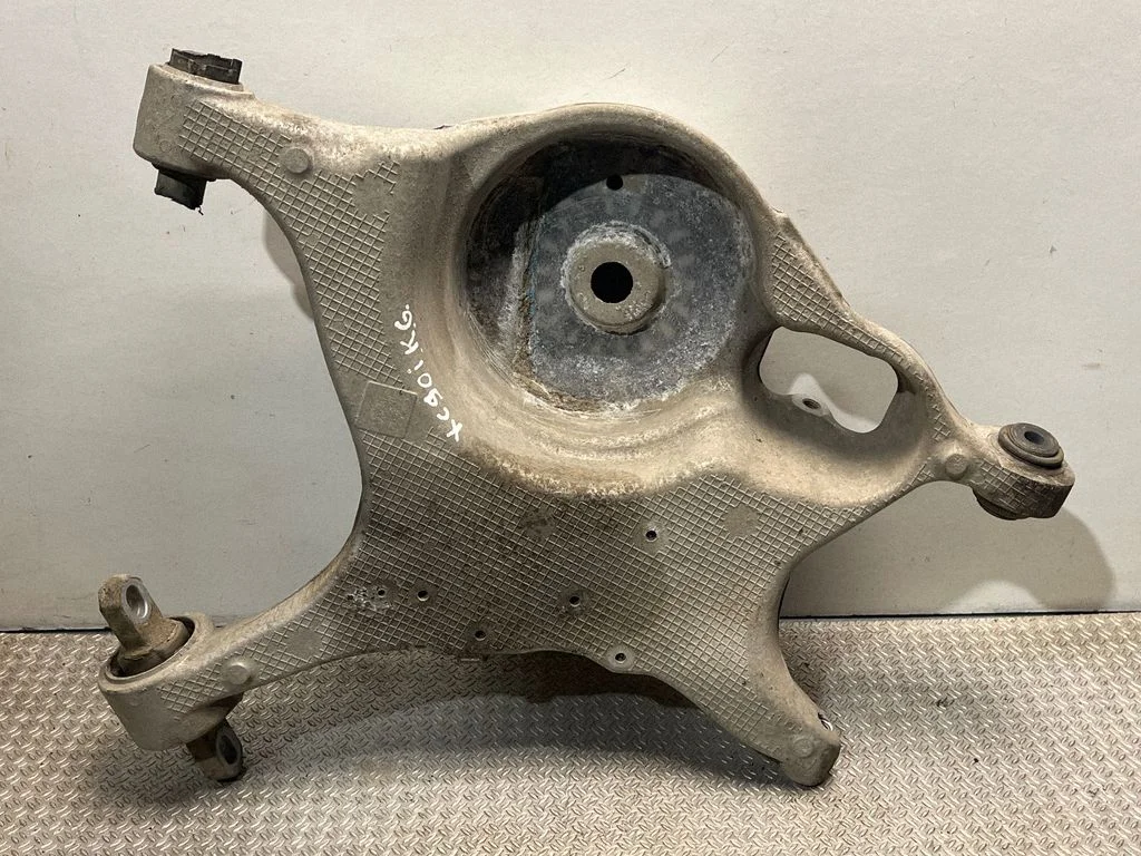 Tagumine ülemine õõtshoob 32292417