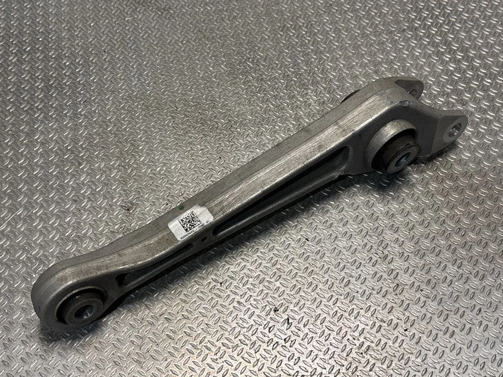Rear upper control arm/wishbone 05090284AD