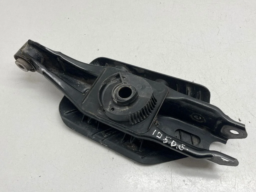 Rear upper control arm/wishbone 1EA505311E