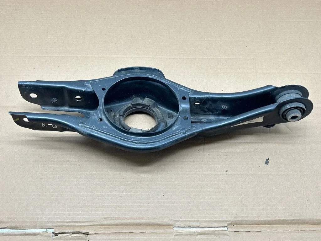 Rear upper control arm/wishbone 55210N9050
