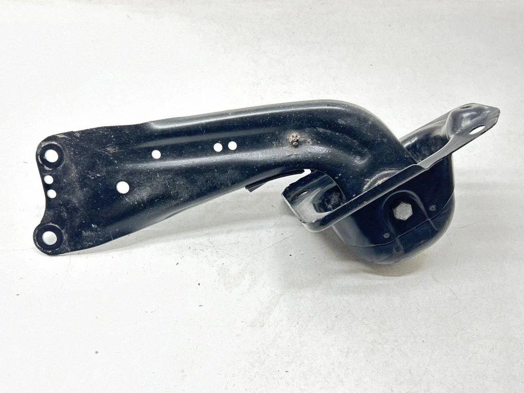 Rear upper control arm/wishbone – Skoda Octavia Mk3 (5E) (2013-2019)