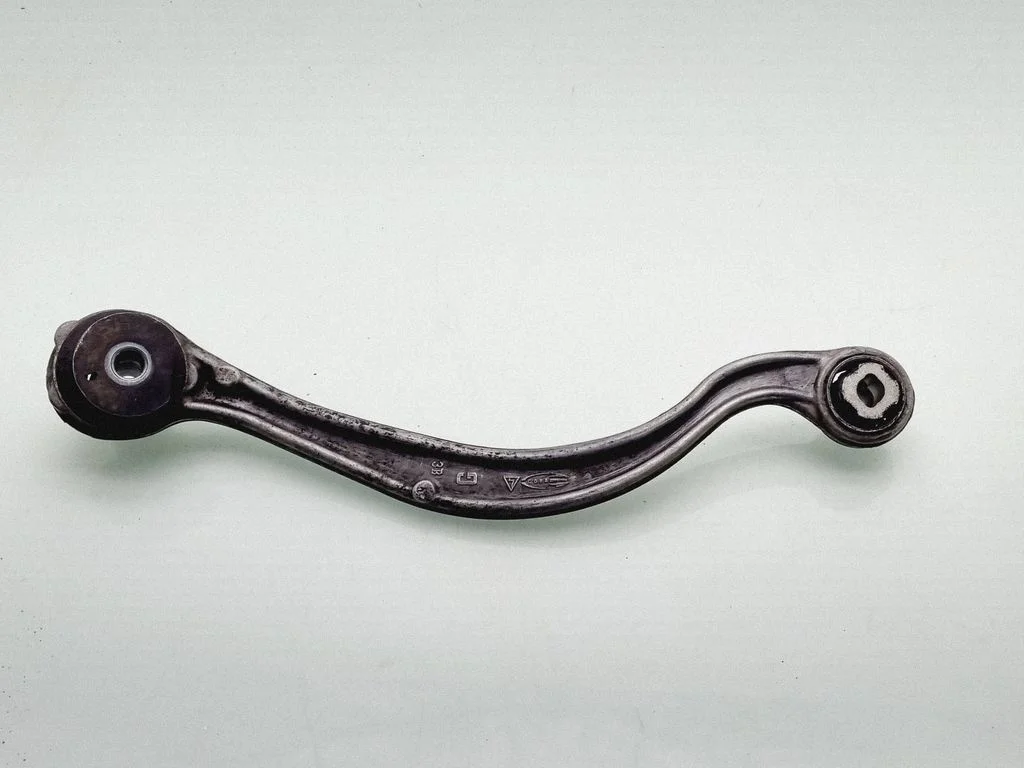Rear upper control arm/wishbone 443894