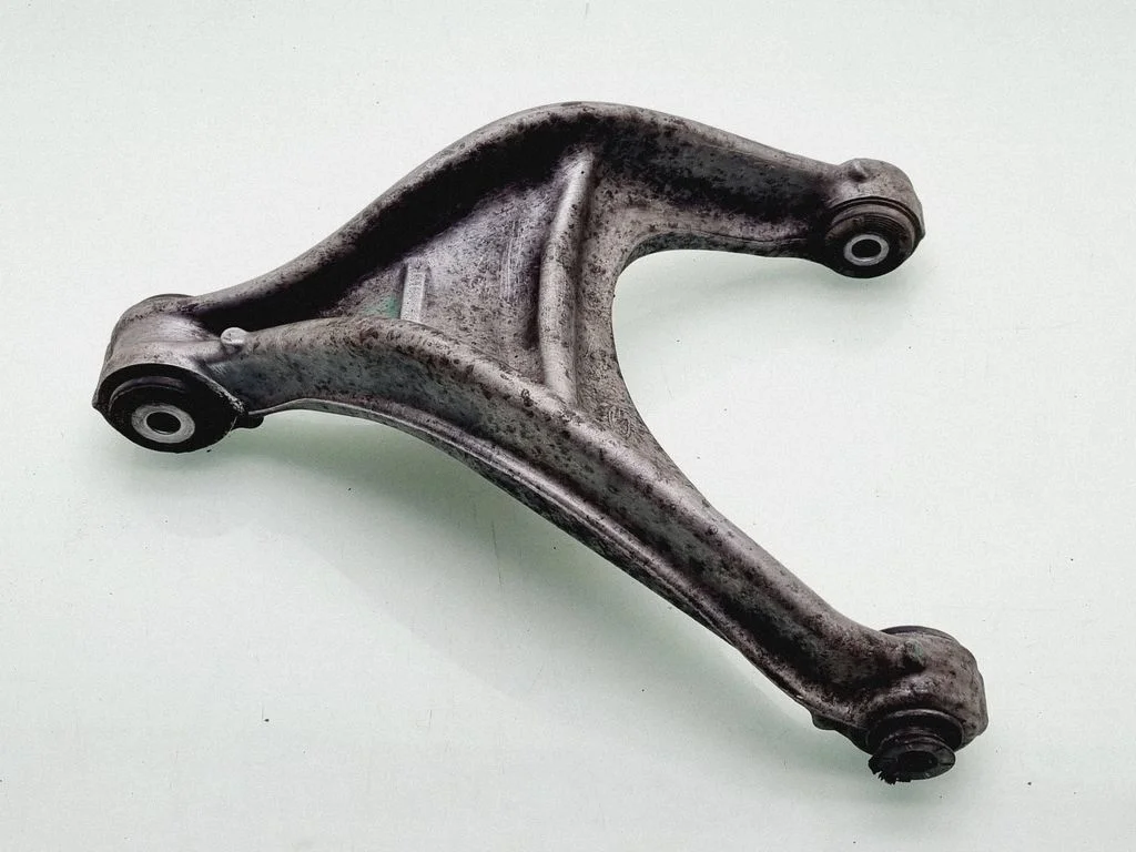 Rear upper control arm/wishbone 443347