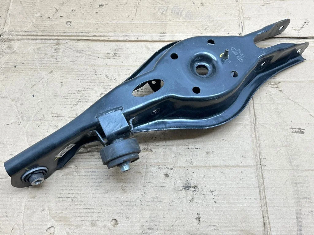 Rear upper control arm/wishbone – KIA Niro (2022-)