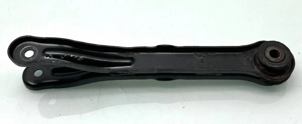 Aizmugurējā svira (dakša) 92246140
