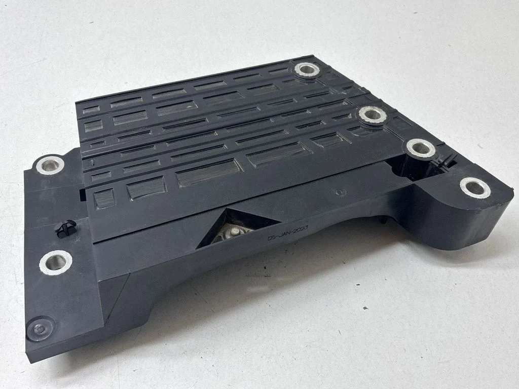 Gearbox mounting bracket 68442717AC