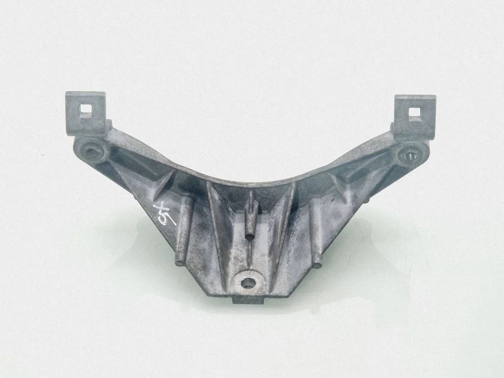 Gearbox mounting bracket 51717137238