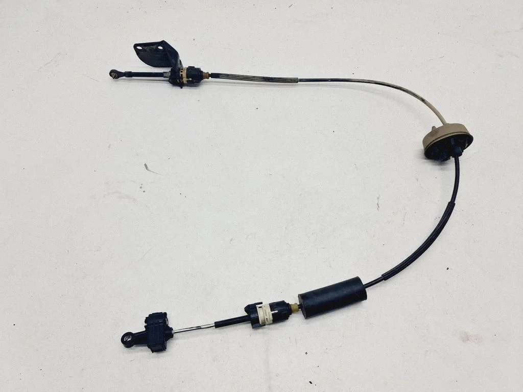 Gear shift cable linkage 13275259