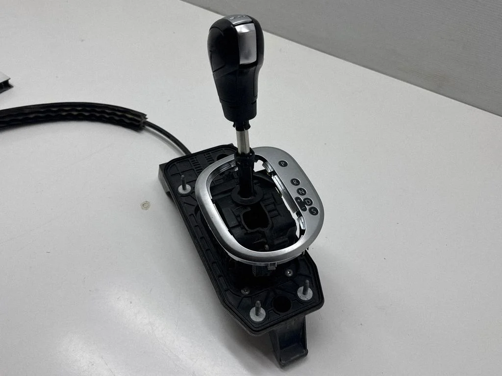 Gear selector mechanism 1T2713025AH