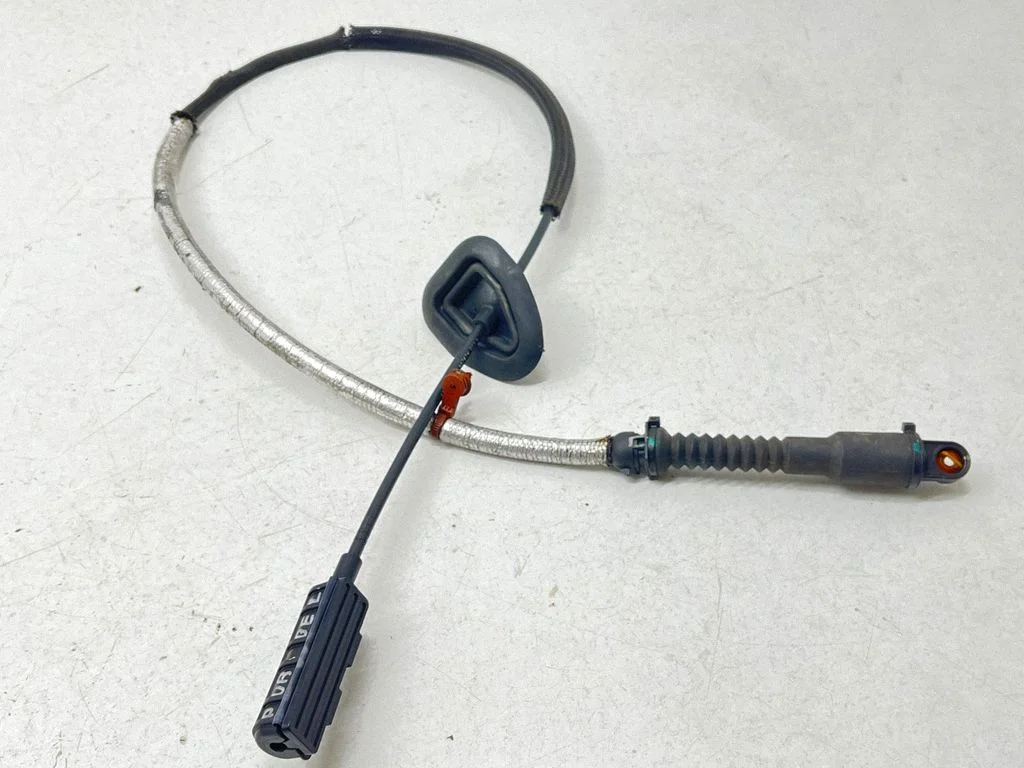 Käiguvahetuse tross 68304003AB