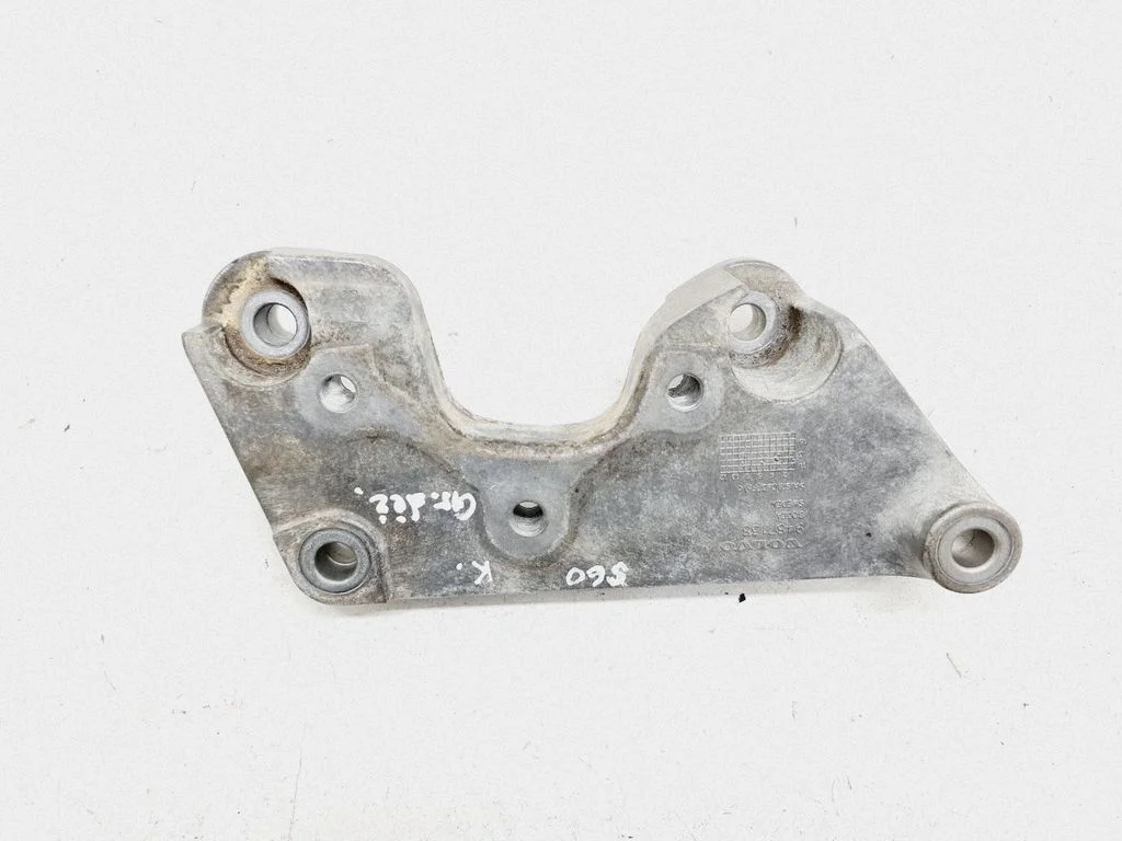 Gearbox mounting bracket – Volvo S60 (2011-2013)