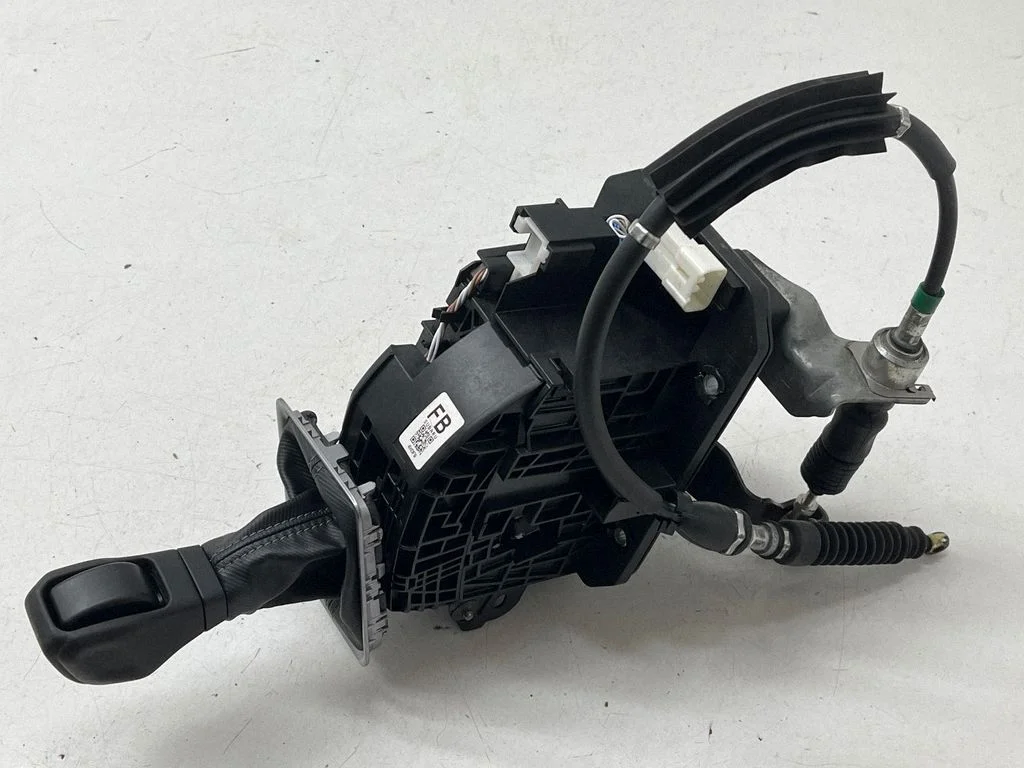 Gear selector mechanism 4X0FB
