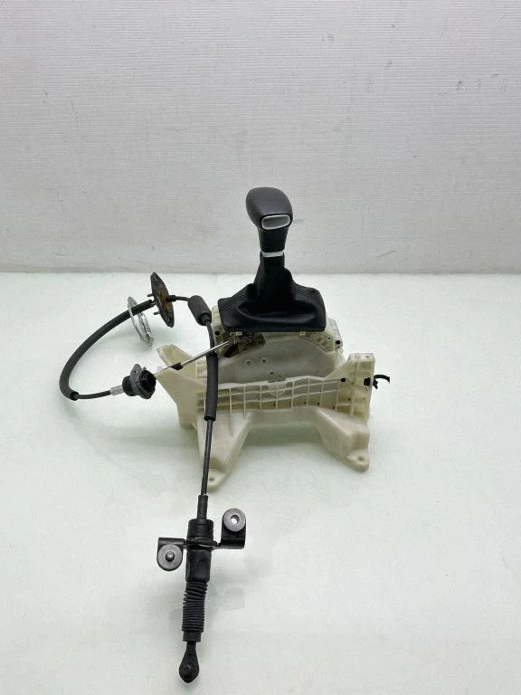 Gear selector mechanism 46700F1850