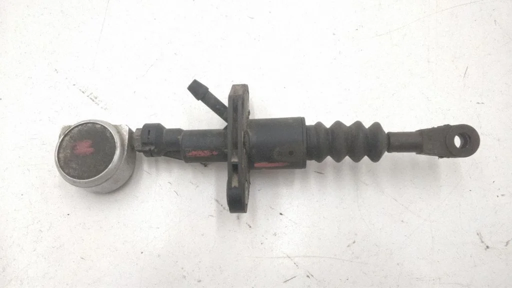 Clutch master cylinder 90578481