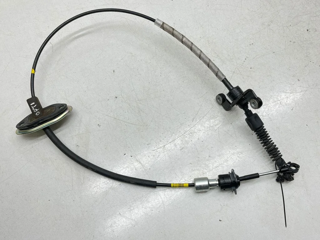 Gear shift cable linkage 46790D4200