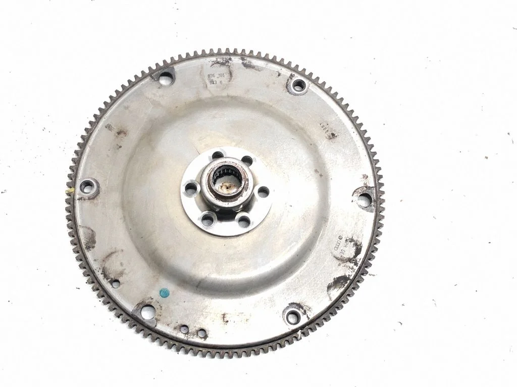 Koło zamachowe 03G105323H