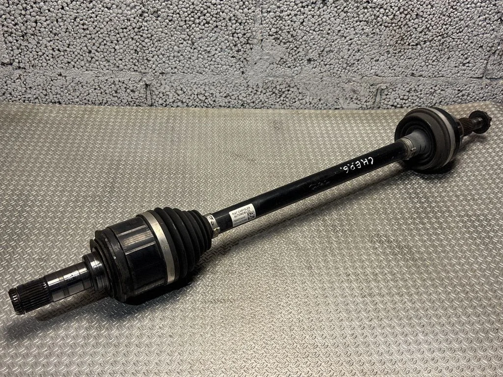 Rear driveshaft P68433740AB
