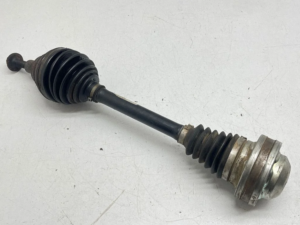 Front driveshaft – front left