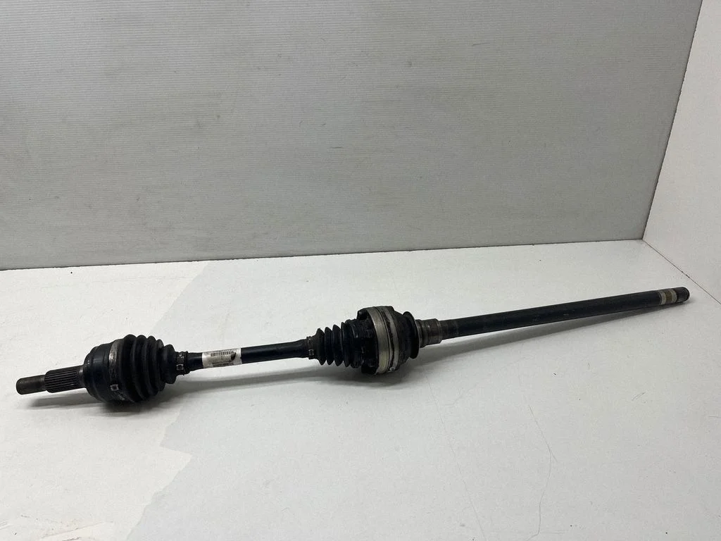 Priekšējā pusass 7P5407271B