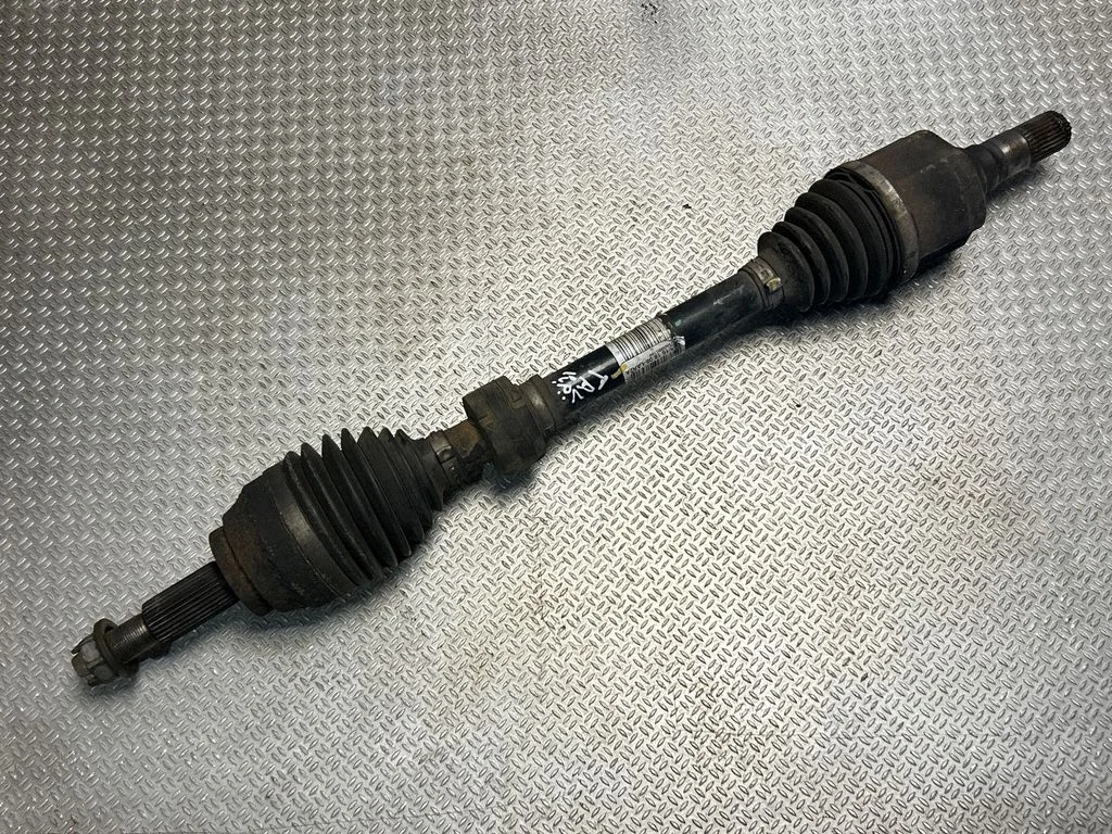 Front driveshaft 391018508R