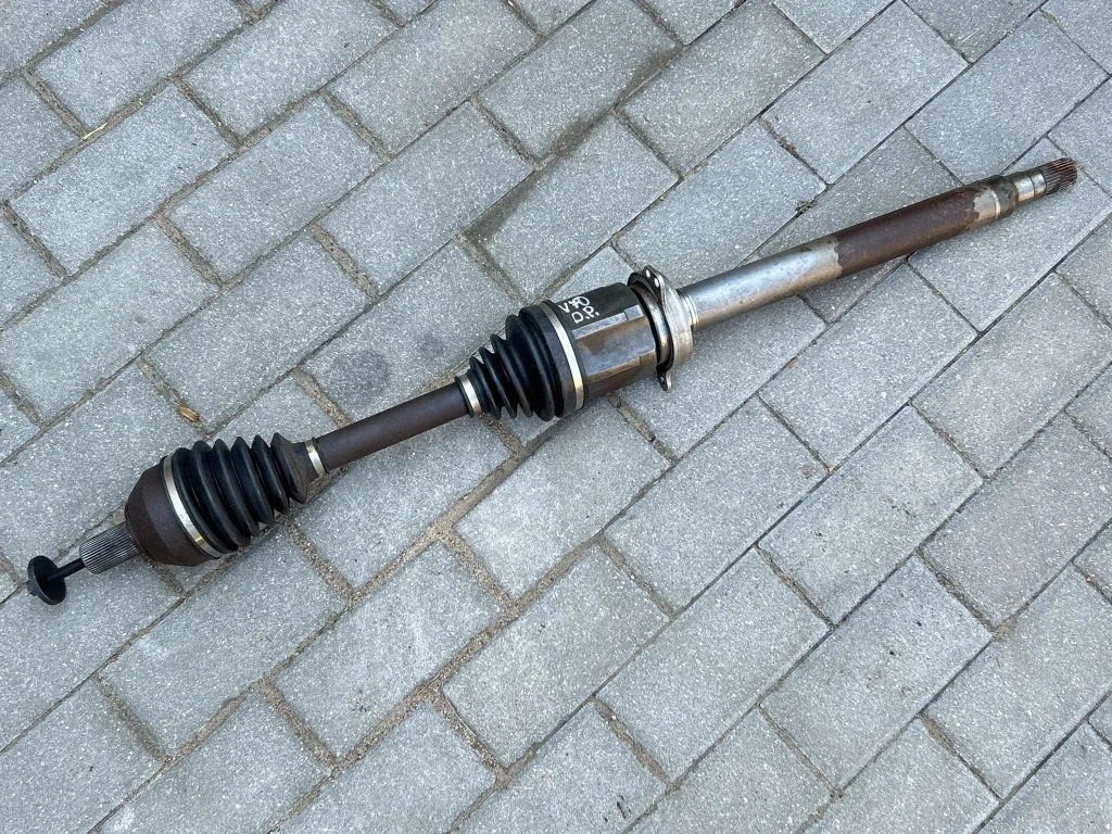 Front driveshaft – front right