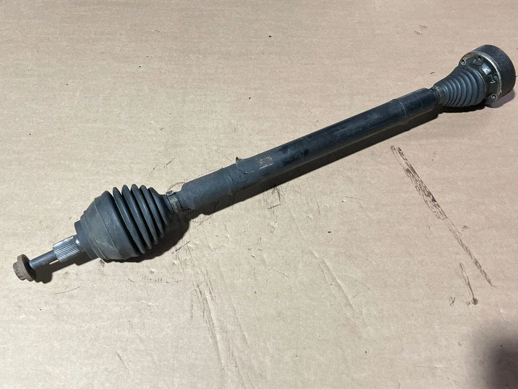 Front driveshaft 1K0407272SP