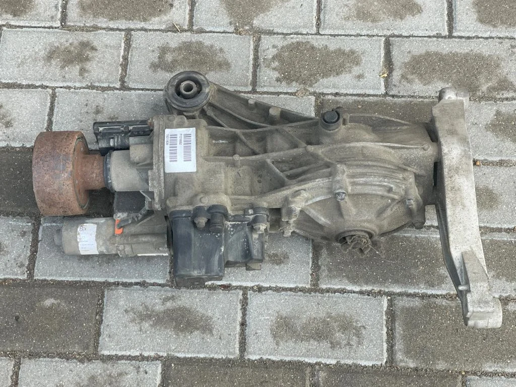 Rear differential P1216552