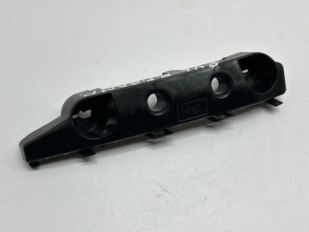 Esistange kinnitusklamber 622243ZL0A