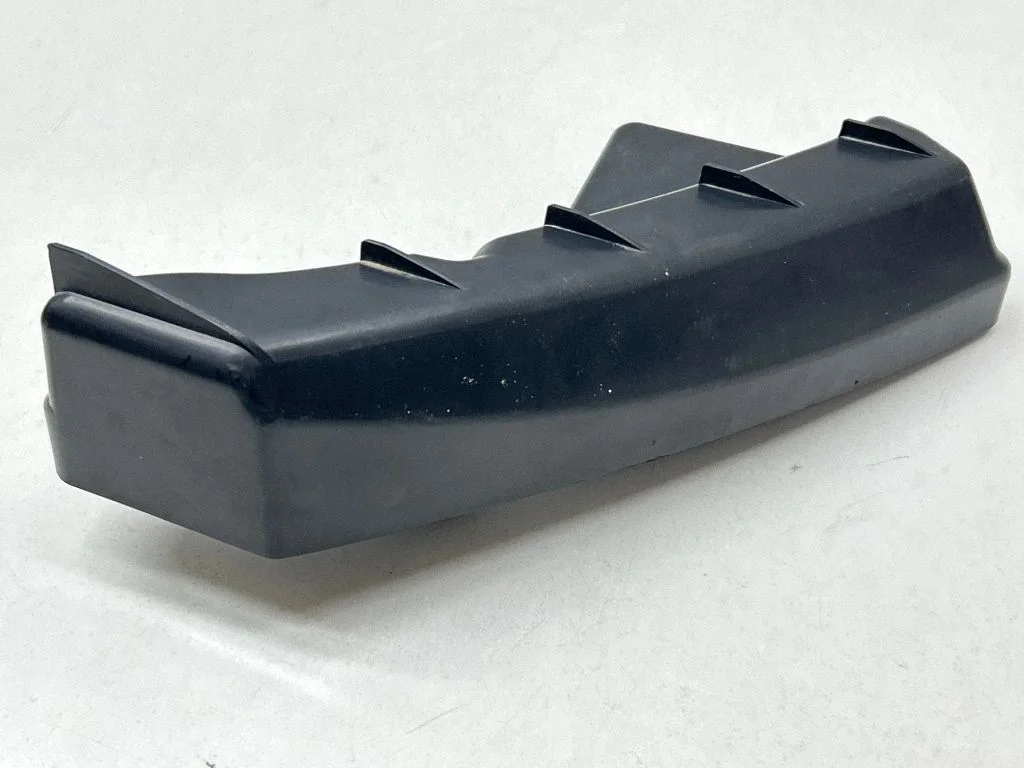 Priekšējā bampera turētājs BJ3217E762BA