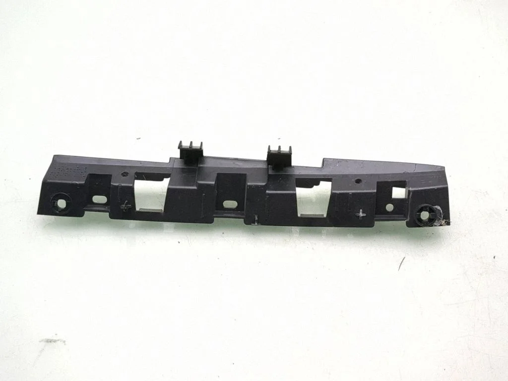 Front bumper mounting bracket CJ54S026A52AA