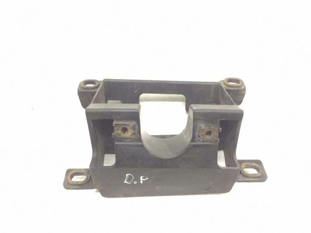 Front bumper mounting bracket 7L6807362