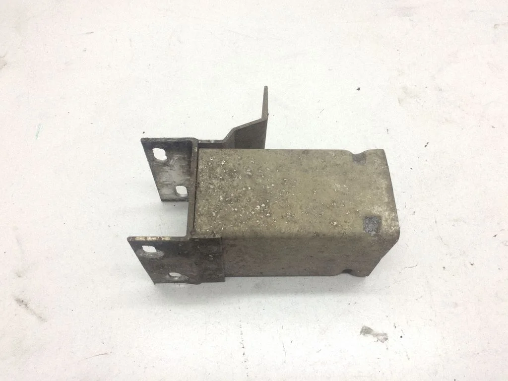 Esistange kinnitusklamber DXE000040