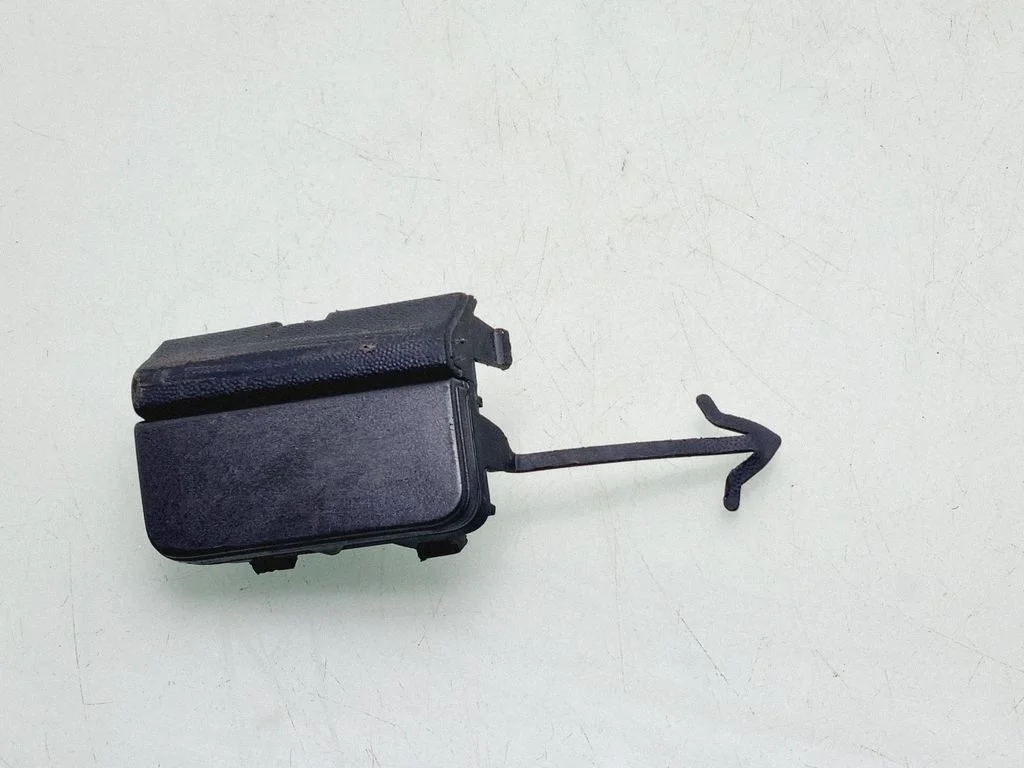 Front tow hook cap/cover 7L6807186