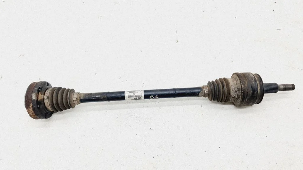 Rear driveshaft 7L6501201B
