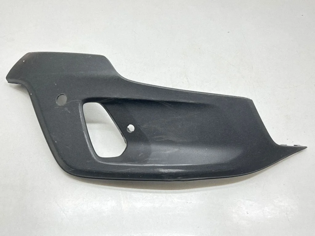 Front fog light trim/grill 31353341