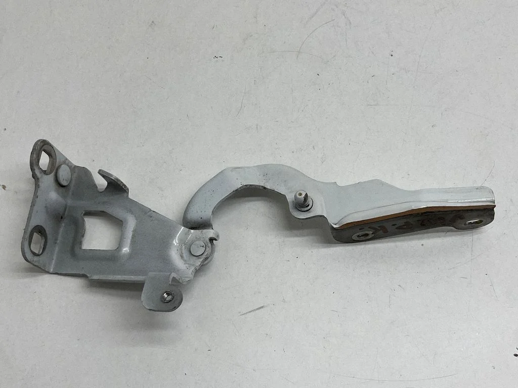Mootorikapoti hinged 654010249R